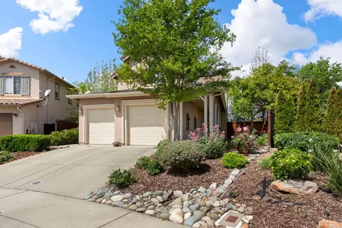 919 Campfire Cir, Rocklin, CA 95765 photo 2