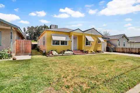 Exterior - 2112 6th St, Hughson, CA 95326 photo 6 of 18
