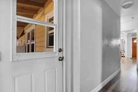 Entry Way - 2112 6th St, Hughson, CA 95326 photo 7 of 7