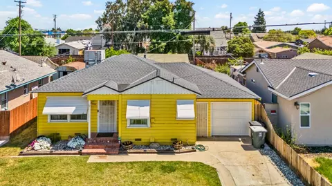 View/Area - 2112 6th St, Hughson, CA 95326 photo 1 of 5