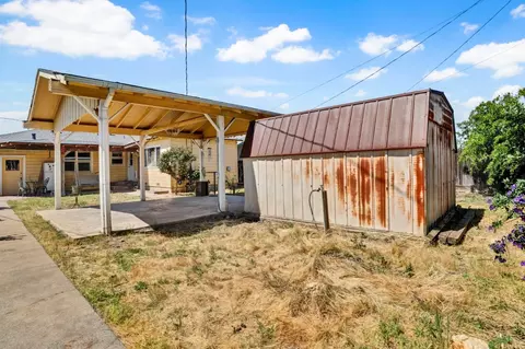 Exterior - 2112 6th St, Hughson, CA 95326 photo 13 of 18