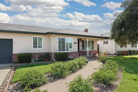 820 York St, Lodi, CA 95240 photo 2