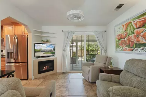 820 York St, Lodi, CA 95240 photo 8