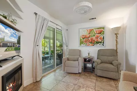 820 York St, Lodi, CA 95240 photo 9