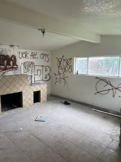 2009 N Pannes Ave, Compton, CA 90221 photo 3