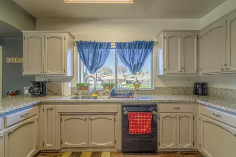132 Sloop, Modesto, CA 95356 photo 38