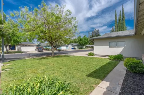 2628 Maxine Dr, Modesto, CA 95350 photo 4