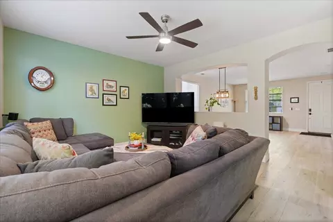 925 Devonshire Ln, Lincoln, CA 95648 photo 9