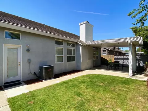 2434 Walnut Oaks Ln, Carmichael, CA 95608 photo 28
