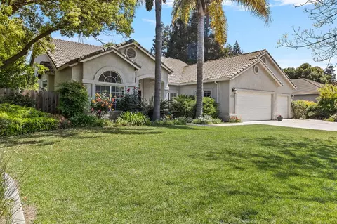 3500 Brookstone Dr, Turlock, CA 95382 photo 2
