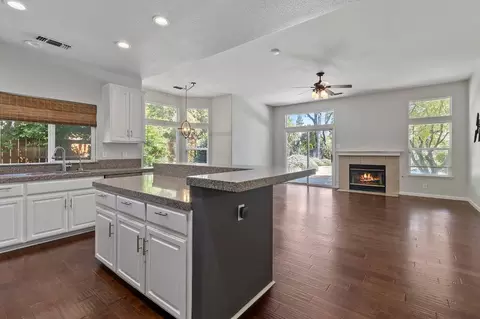 3500 Brookstone Dr, Turlock, CA 95382 photo 8