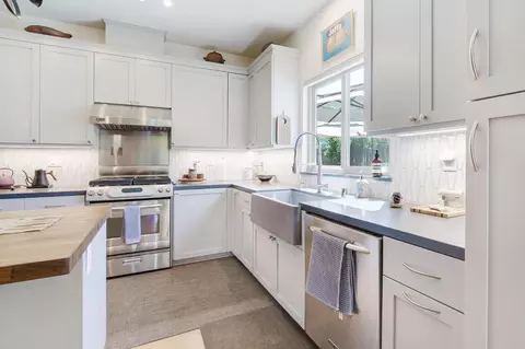 Kitchen - 250 Tern Pl, Davis, CA 95616 photo 2 of 4