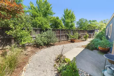 Exterior - 250 Tern Pl, Davis, CA 95616 photo 12 of 13