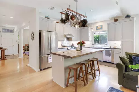 Kitchen - 250 Tern Pl, Davis, CA 95616 photo 4 of 4