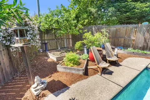 Exterior - 250 Tern Pl, Davis, CA 95616 photo 9 of 13