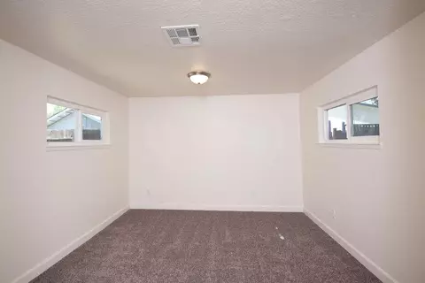1541 Pearl St, Modesto, CA 95350 photo 9