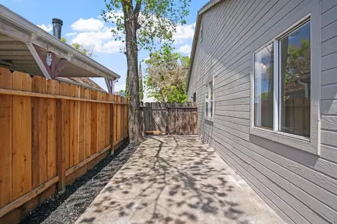 Exterior - 1732 Heritage Dr, Merced, CA 95341 photo 7 of 9
