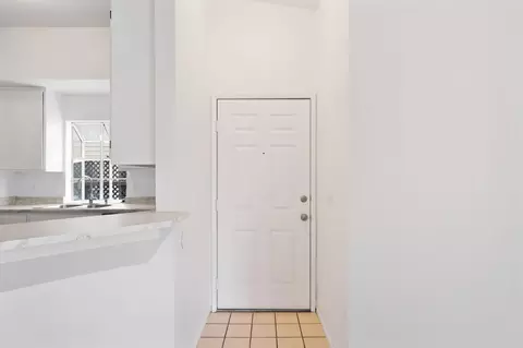Entry Way - 1732 Heritage Dr, Merced, CA 95341 photo 1 of 2