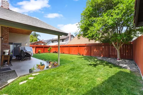 Exterior - 2421 Black Walnut Dr, Modesto, CA 95355 photo 3 of 5