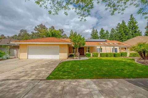 1251 Paseo Redondo Dr, Merced, CA 95348 photo 1