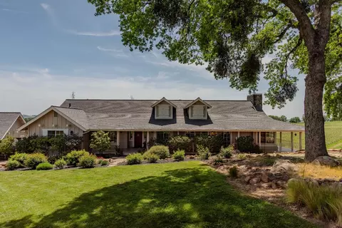 10731 Shenandoah Rd, Plymouth, CA 95669