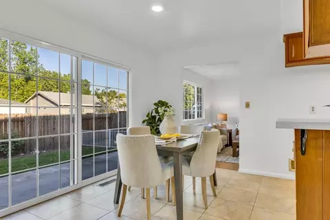5808 Fernbrook Ct, Carmichael, CA 95608 photo 20