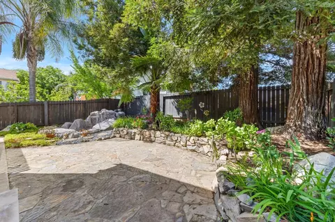 8337 Elegans Ct, Antelope, CA 95843 photo 20