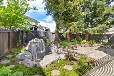 8337 Elegans Ct, Antelope, CA 95843 photo 18