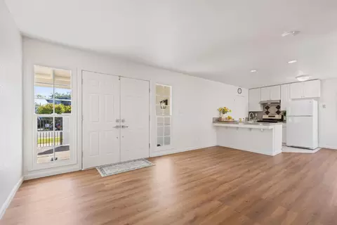 1305 Pacific Dr, Davis, CA 95616 photo 8