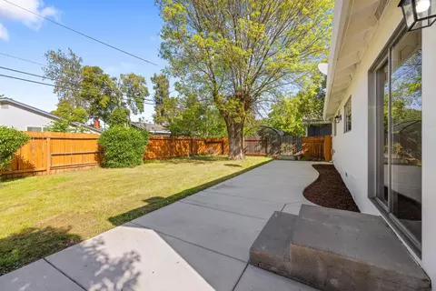 1305 Pacific Dr, Davis, CA 95616 photo 21