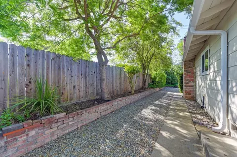 6224 Shadowcreek Dr, Carmichael, CA 95608 photo 61