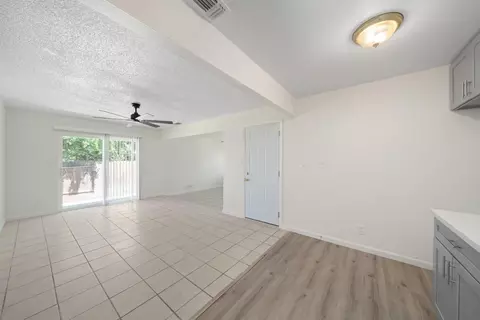 Living - 3115 Manand St, Carmichael, CA 95608 photo 14 of 14