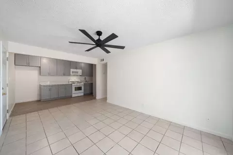 Living - 3115 Manand St, Carmichael, CA 95608 photo 11 of 14