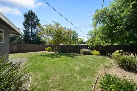 Exterior - 3115 Manand St, Carmichael, CA 95608 photo 8 of 12