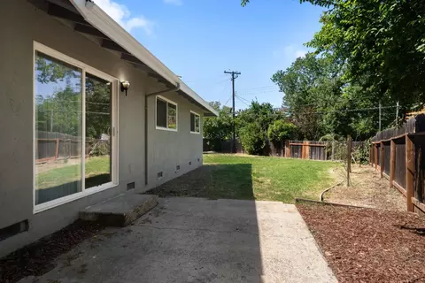 Exterior - 3115 Manand St, Carmichael, CA 95608 photo 9 of 12