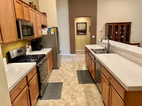 Kitchen - 1206 Swan Dr, Patterson, CA 95363 photo 2 of 3