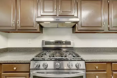 Kitchen - 18728 Norlene Way, Grass Valley, CA 95949 photo 4 of 6