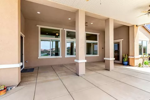 1587 Como Dr, Manteca, CA 95337 photo 31