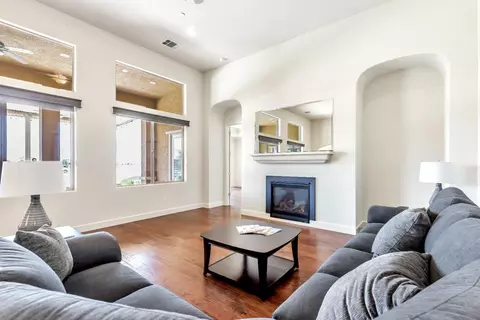1587 Como Dr, Manteca, CA 95337 photo 5
