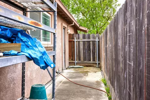 3616 Longbridge Dr, Modesto, CA 95356 photo 23