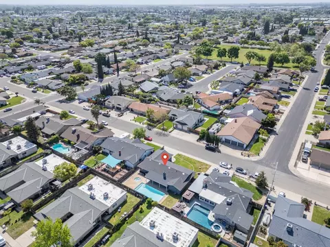 View/Area - 1642 Running Ln, Ceres, CA 95307 photo 6 of 9