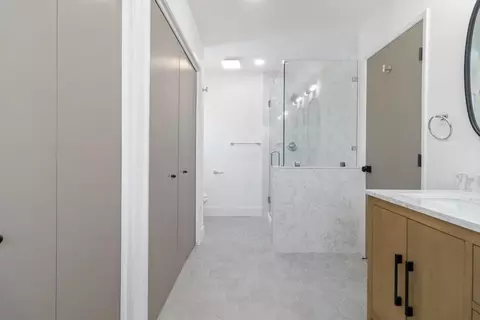 Bath - 1642 Running Ln, Ceres, CA 95307 photo 3 of 3