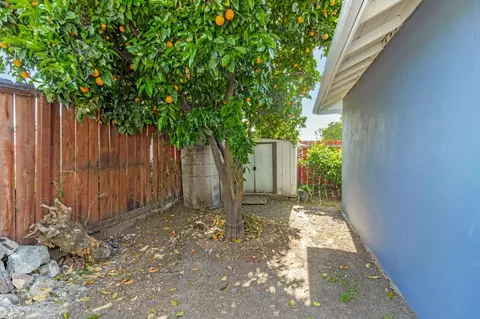 Exterior - 968 Lester Ave, Hayward, CA 94541 photo 7 of 7
