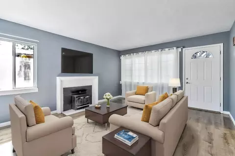 Living - 968 Lester Ave, Hayward, CA 94541 photo 1 of 6