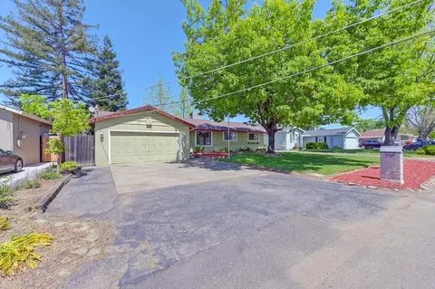 Exterior - 5509 Whitney Ave, Carmichael, CA 95608 photo 2 of 19