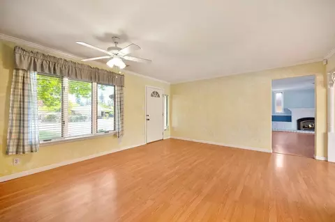 Living - 5509 Whitney Ave, Carmichael, CA 95608 photo 3 of 11