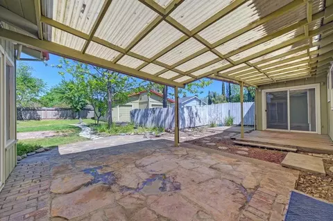 Exterior - 5509 Whitney Ave, Carmichael, CA 95608 photo 6 of 19