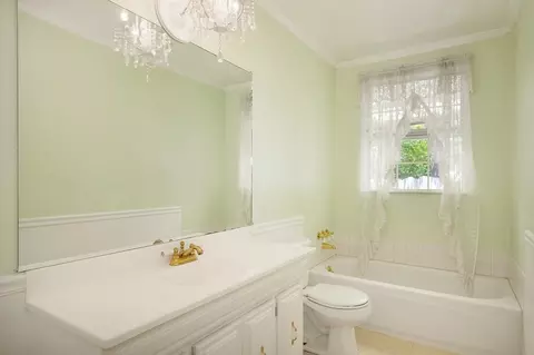 Bath - 5509 Whitney Ave, Carmichael, CA 95608 photo 1 of 3