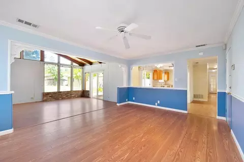 Living - 5509 Whitney Ave, Carmichael, CA 95608 photo 7 of 11