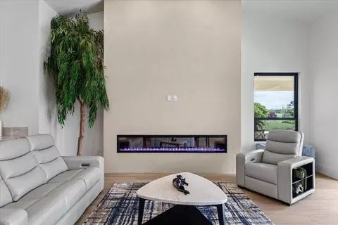 Living - 285 Knolls Dr, Copperopolis, CA 95228 photo 2 of 4